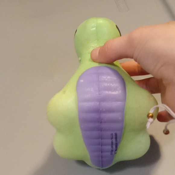 Green dino - Picture 6 of 6